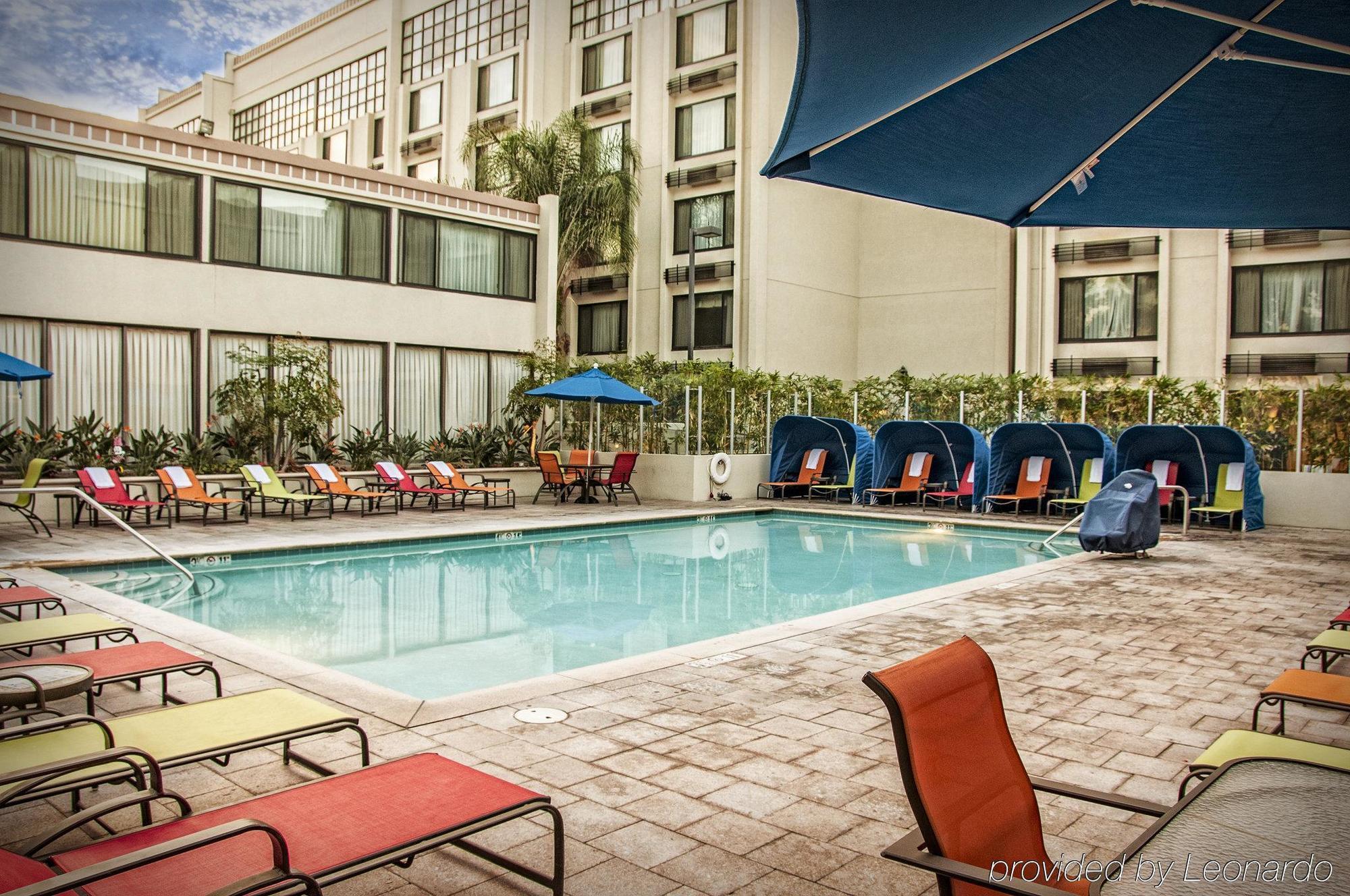 Holiday Inn Hotel & Suites Anaheim By Ihg Exteriör bild