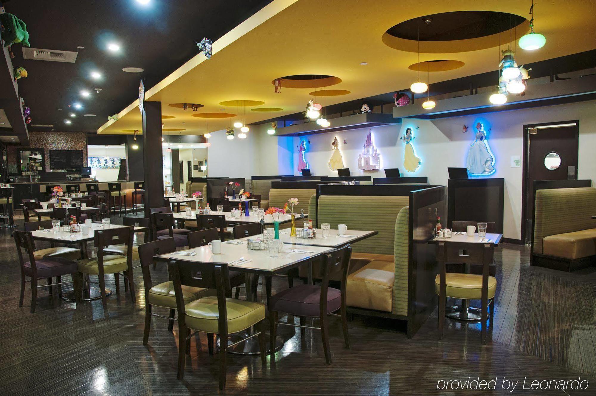 Holiday Inn Hotel & Suites Anaheim By Ihg Exteriör bild